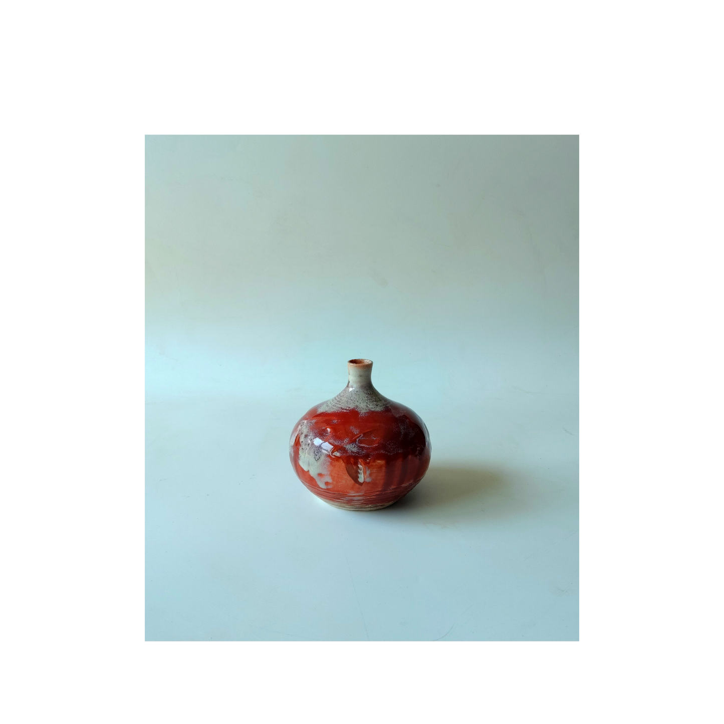 RED MOON VASE