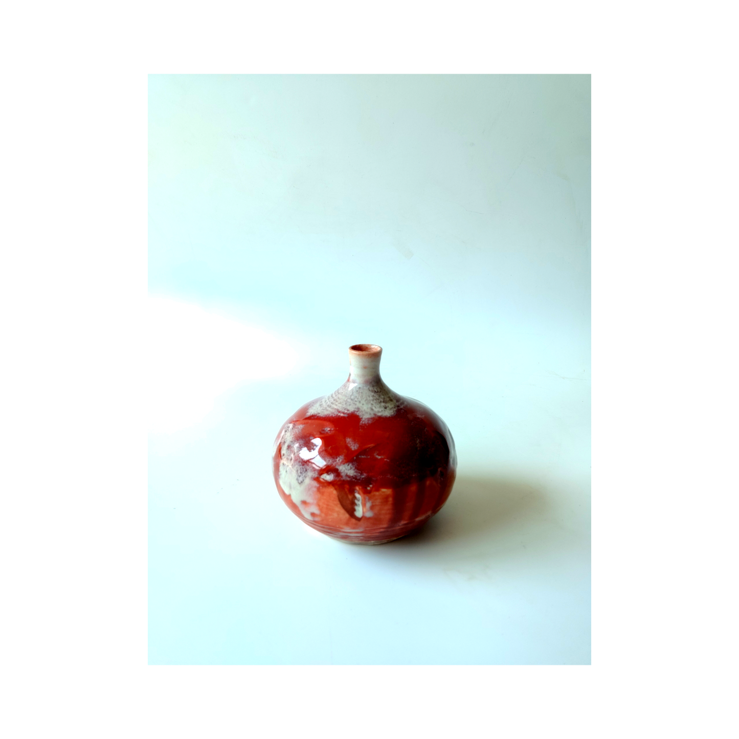 RED MOON VASE