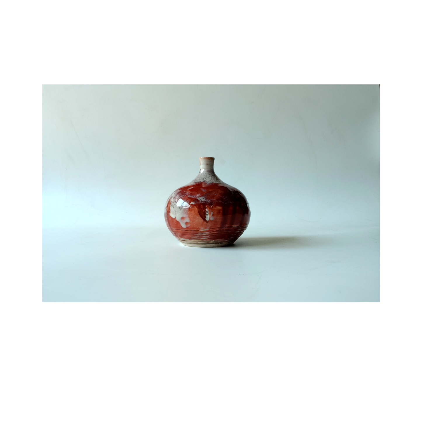 RED MOON VASE